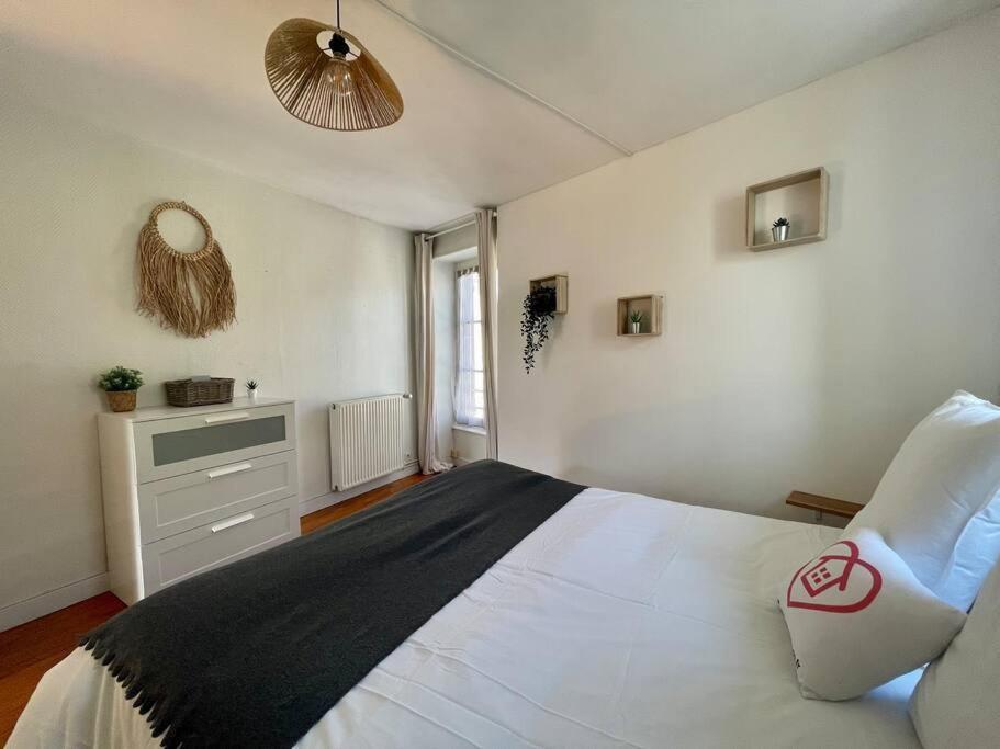 La Bellevue X Parking By Melrose Apartment Bayeux Bagian luar foto