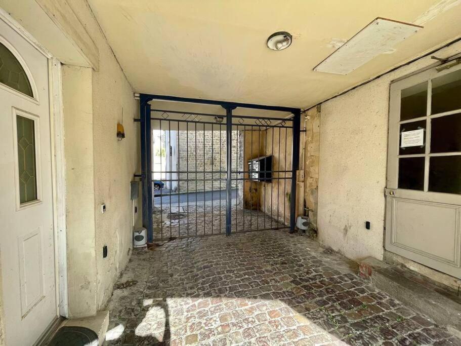 La Bellevue X Parking By Melrose Apartment Bayeux Bagian luar foto